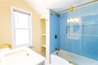 2350 South 56th St, West Allis, WI 53219