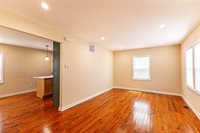 2350 South 56th St, West Allis, WI 53219