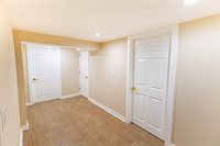 2350 South 56th St, West Allis, WI 53219