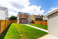 2350 South 56th St, West Allis, WI 53219
