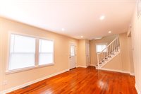 2350 South 56th St, West Allis, WI 53219