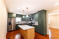 2350 South 56th St, West Allis, WI 53219