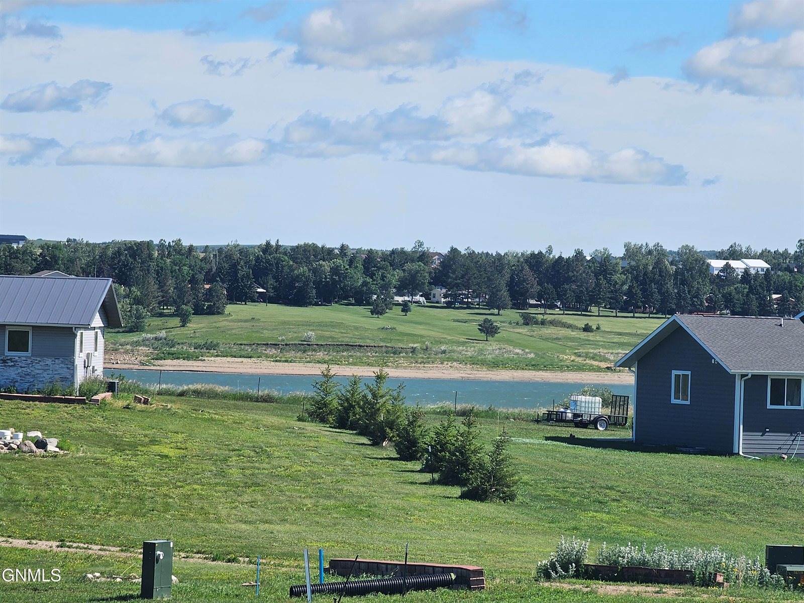 L9 B1 Dakota Point, Garrison, ND 58540