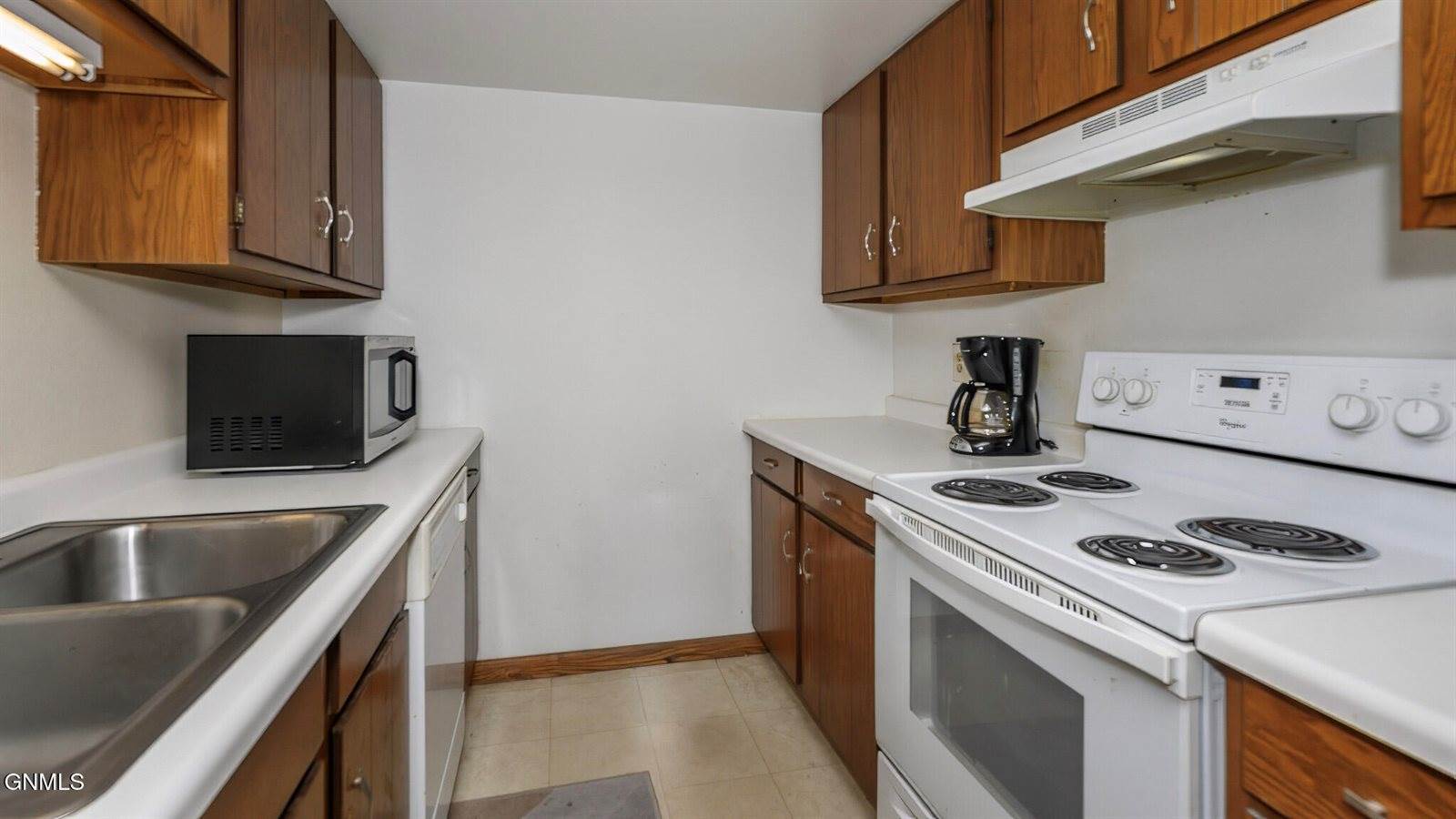 2023 Kavaney Drive North, Bismarck, ND 58501