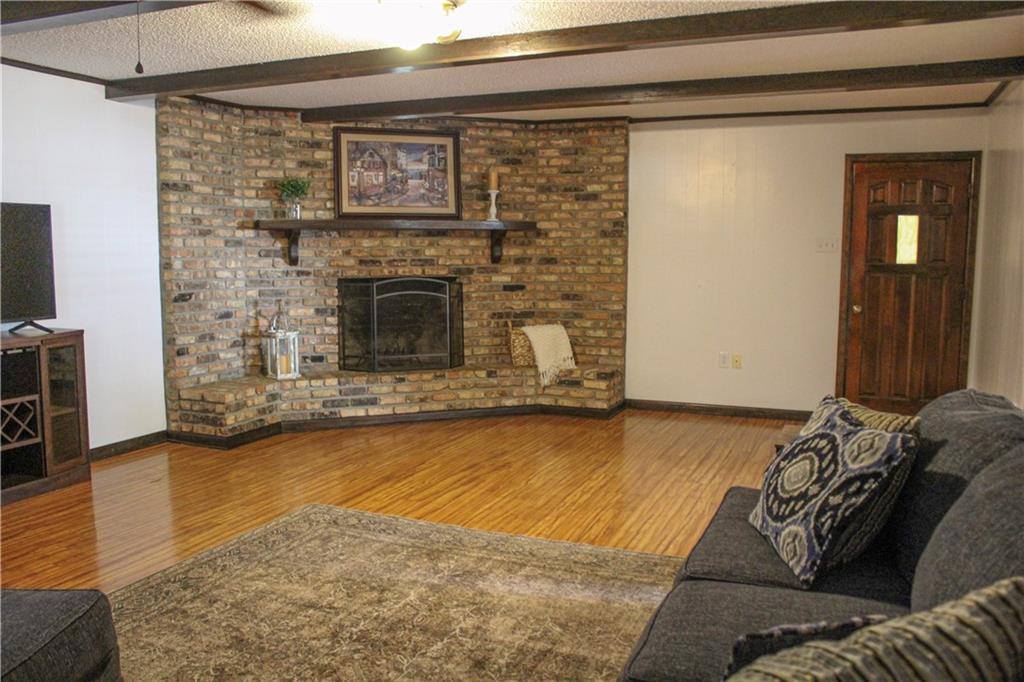 20595 Blind Street, Livingston, LA 70754