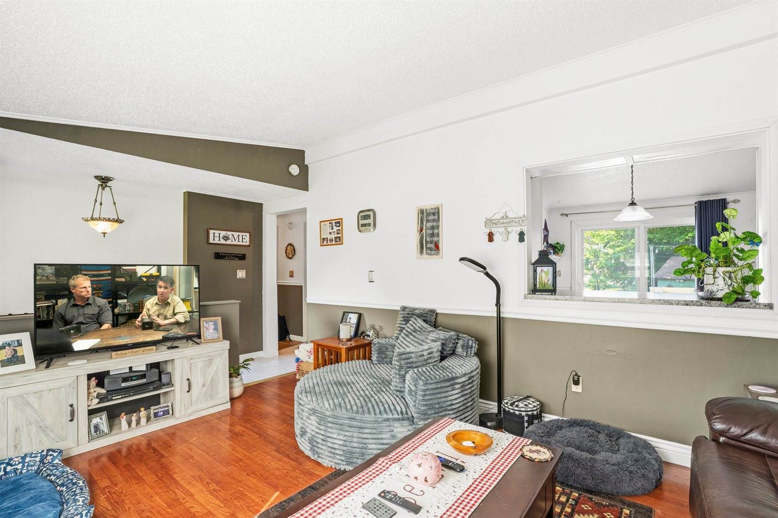 68 Lorraine Avenue, Brewer, ME 04412
