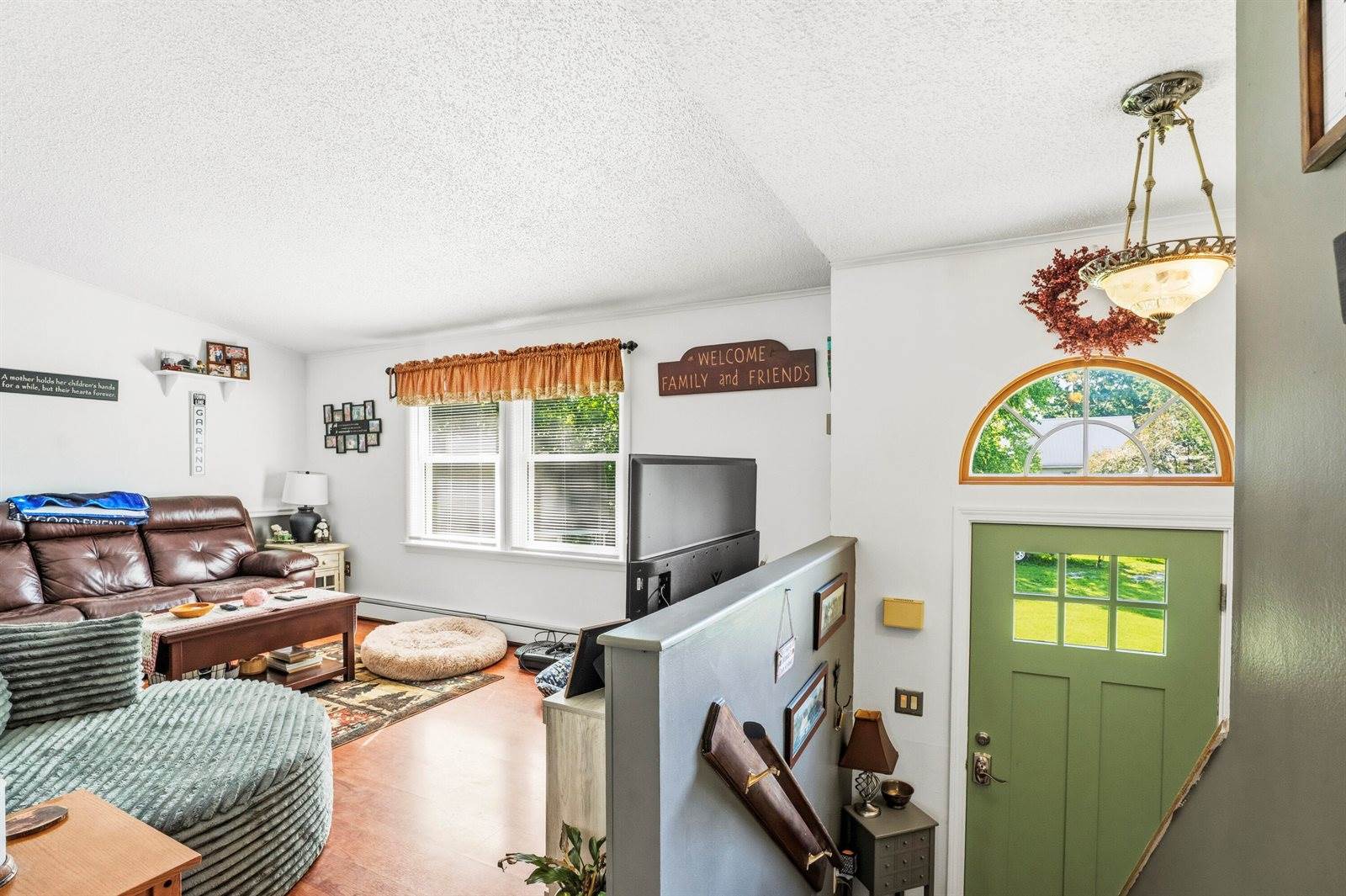68 Lorraine Avenue, Brewer, ME 04412