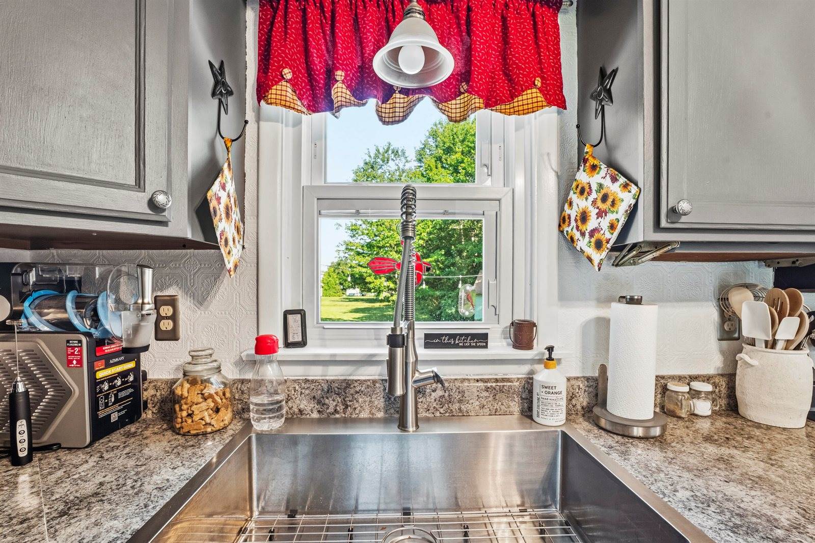 68 Lorraine Avenue, Brewer, ME 04412