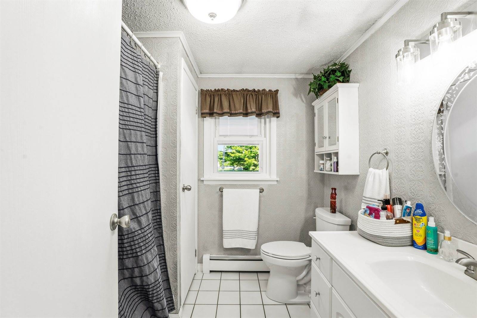 68 Lorraine Avenue, Brewer, ME 04412