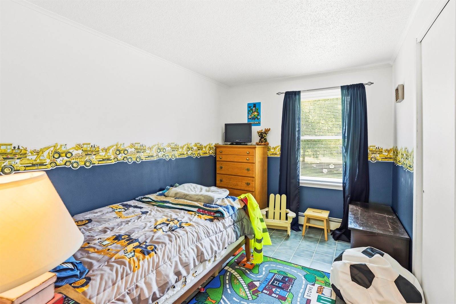 68 Lorraine Avenue, Brewer, ME 04412