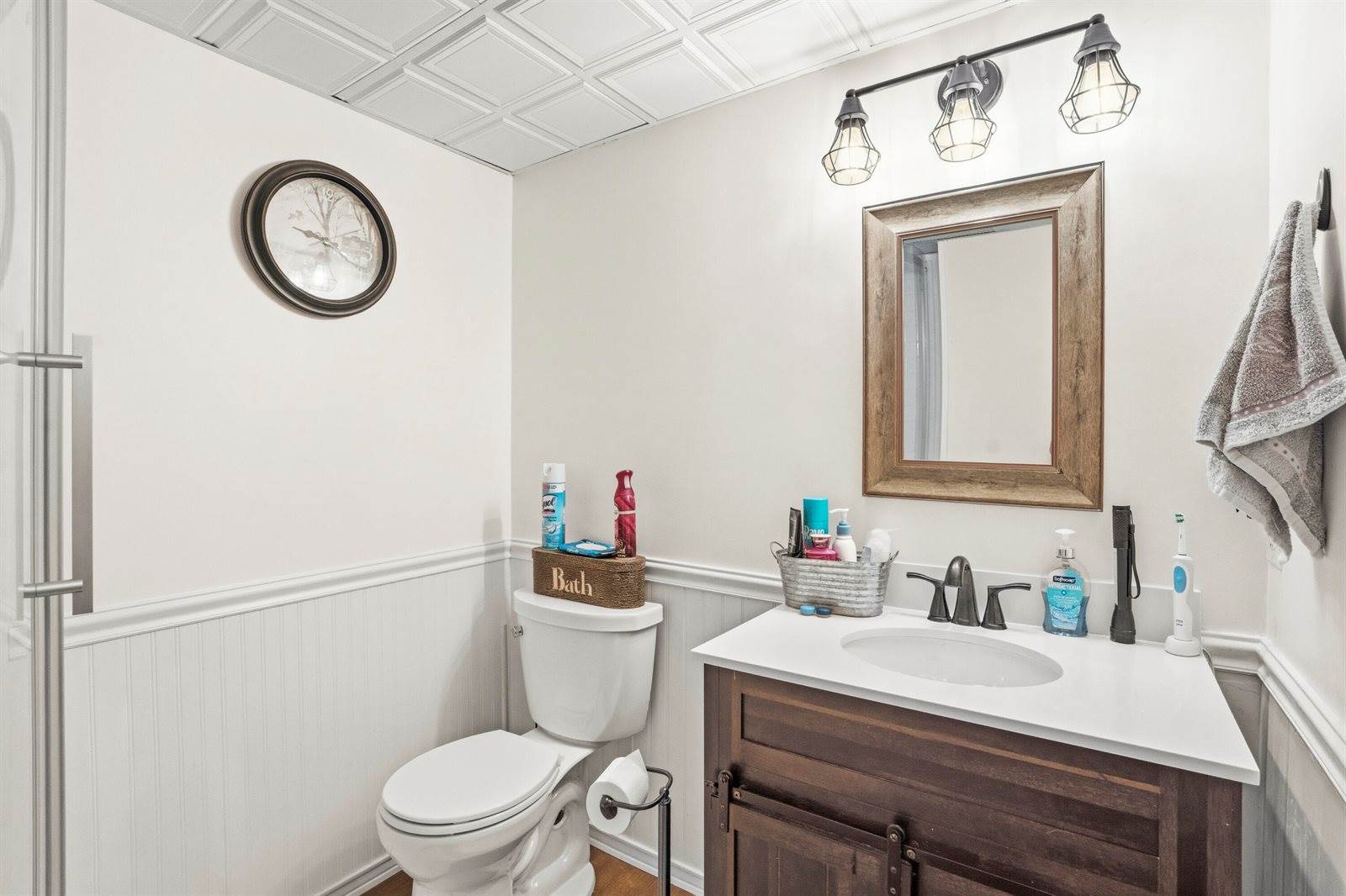 68 Lorraine Avenue, Brewer, ME 04412