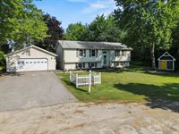 68 Lorraine Avenue, Brewer, ME 04412