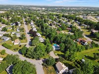 68 Lorraine Avenue, Brewer, ME 04412