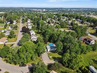 68 Lorraine Avenue, Brewer, ME 04412