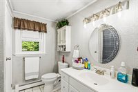 68 Lorraine Avenue, Brewer, ME 04412