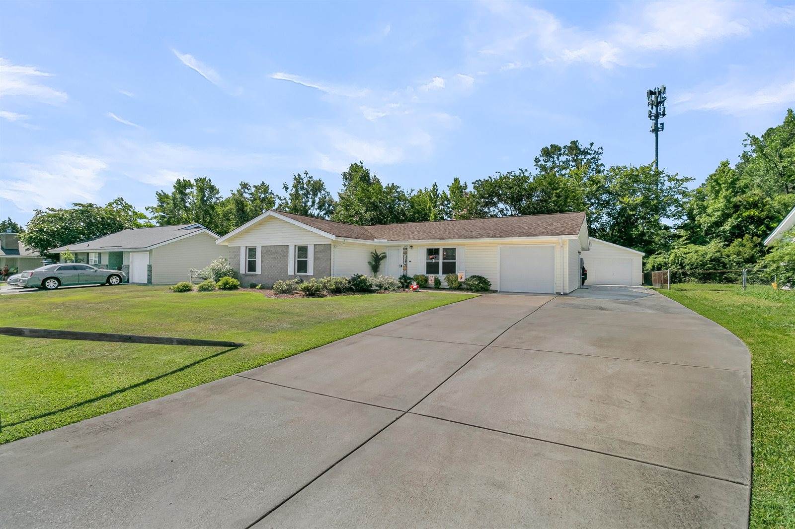 1009 Mountain Pine Road, Moncks Corner, SC 29461