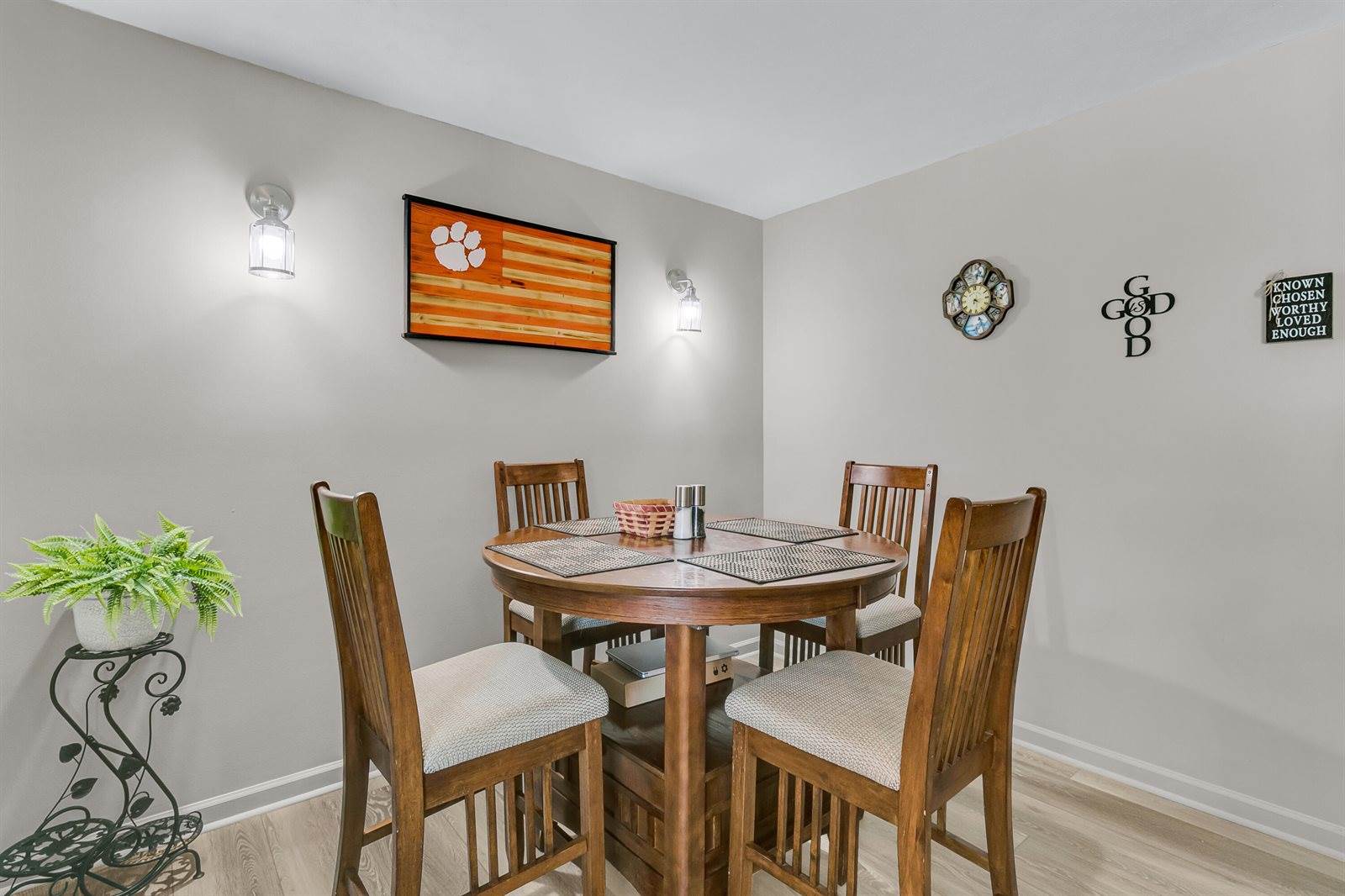 1009 Mountain Pine Road, Moncks Corner, SC 29461