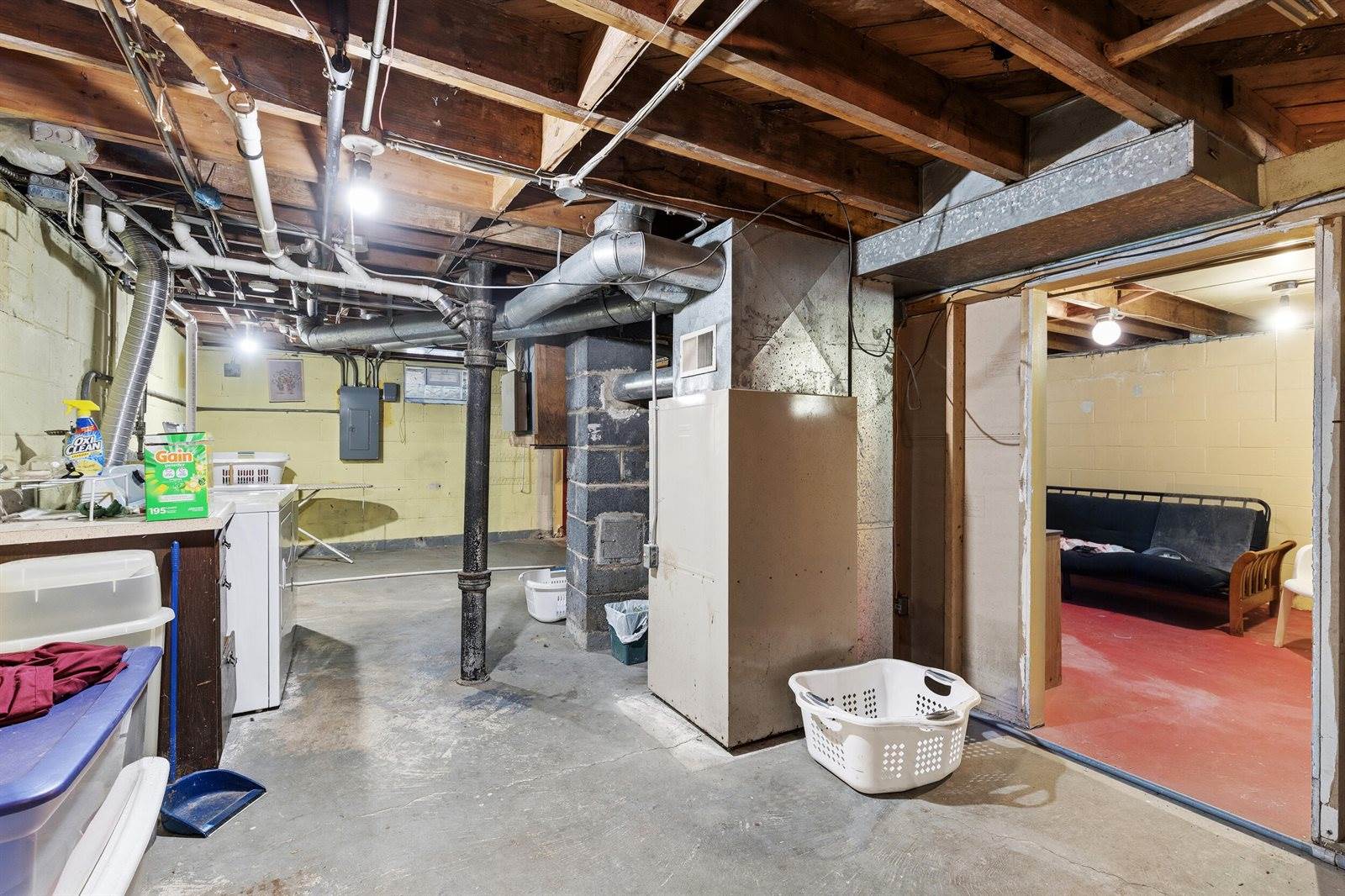 5707 North 36th St, Milwaukee, WI 53209