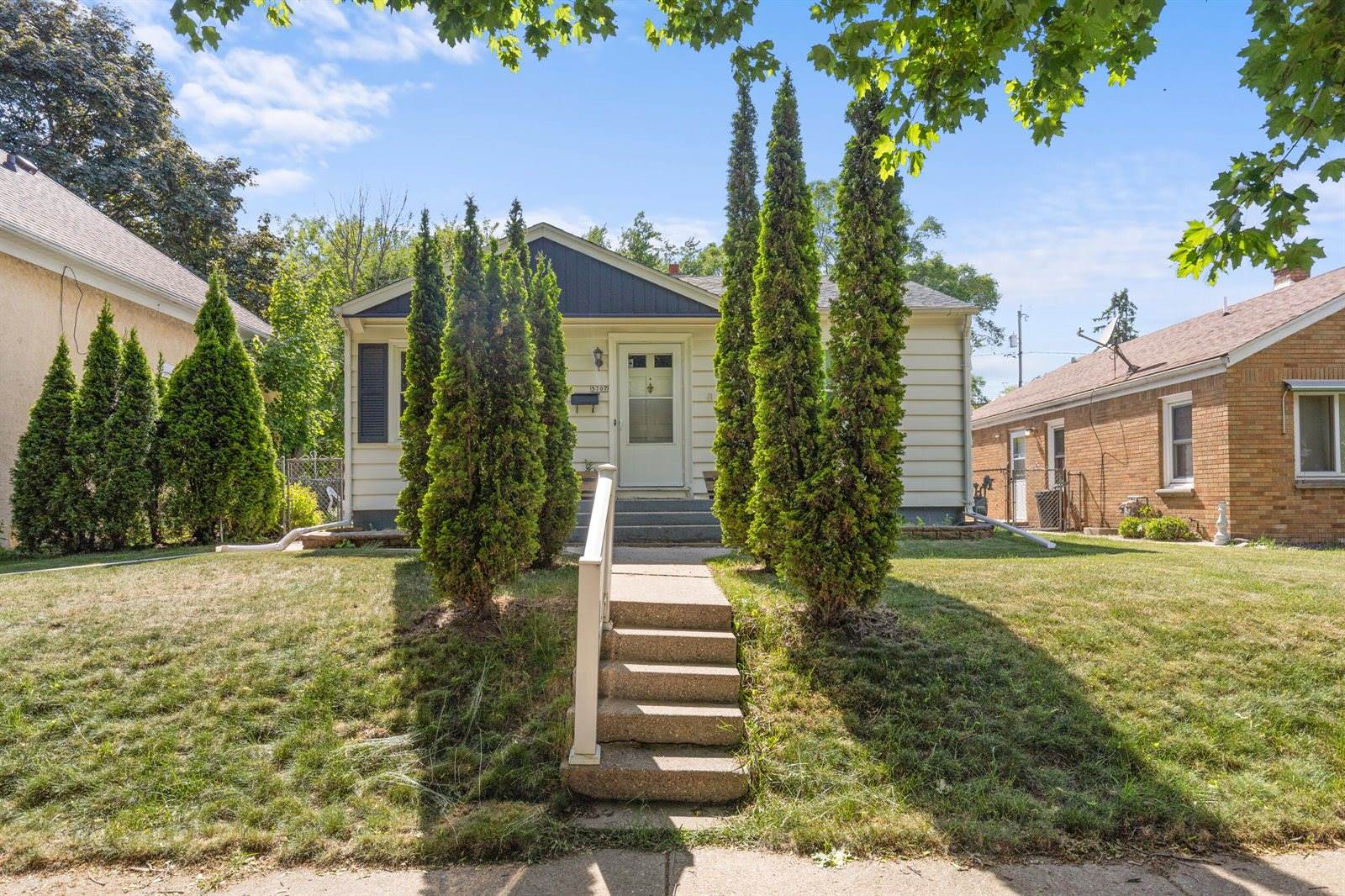 5707 North 36th St, Milwaukee, WI 53209