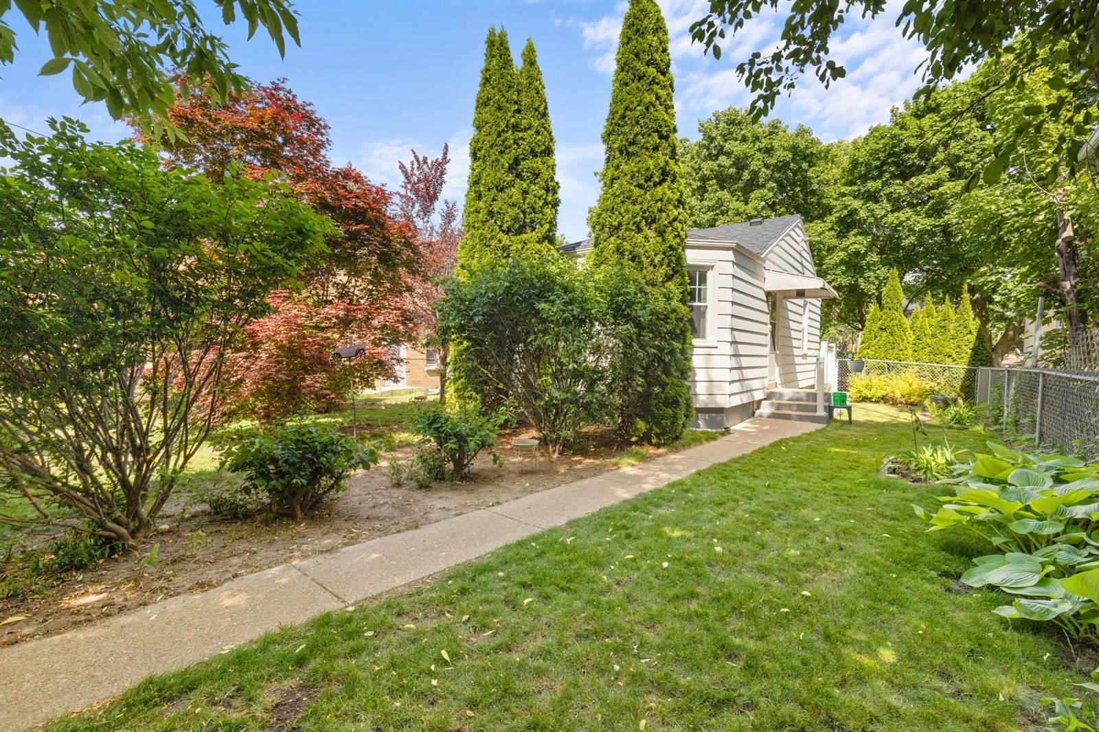 5707 North 36th St, Milwaukee, WI 53209