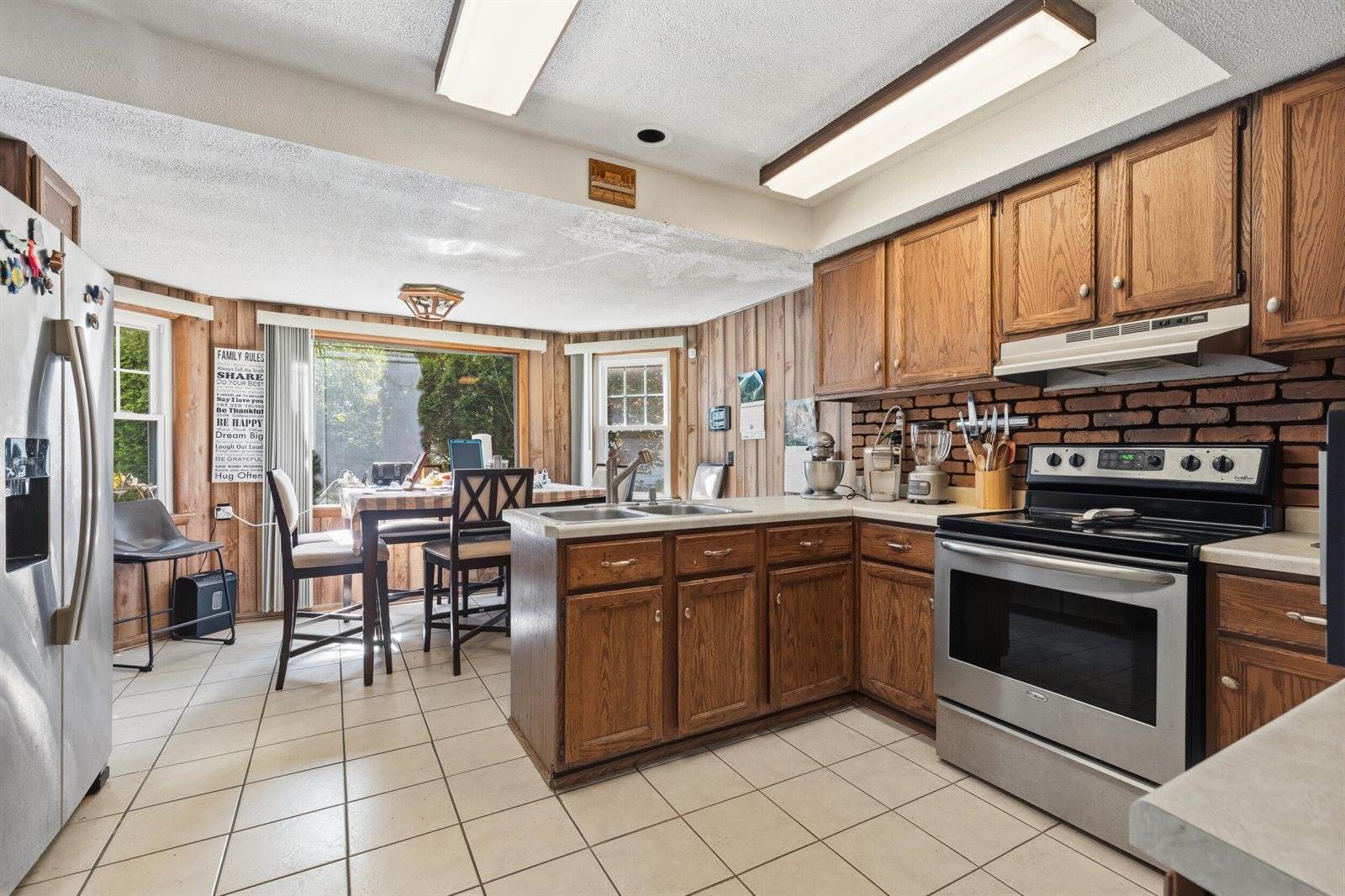 5707 North 36th St, Milwaukee, WI 53209