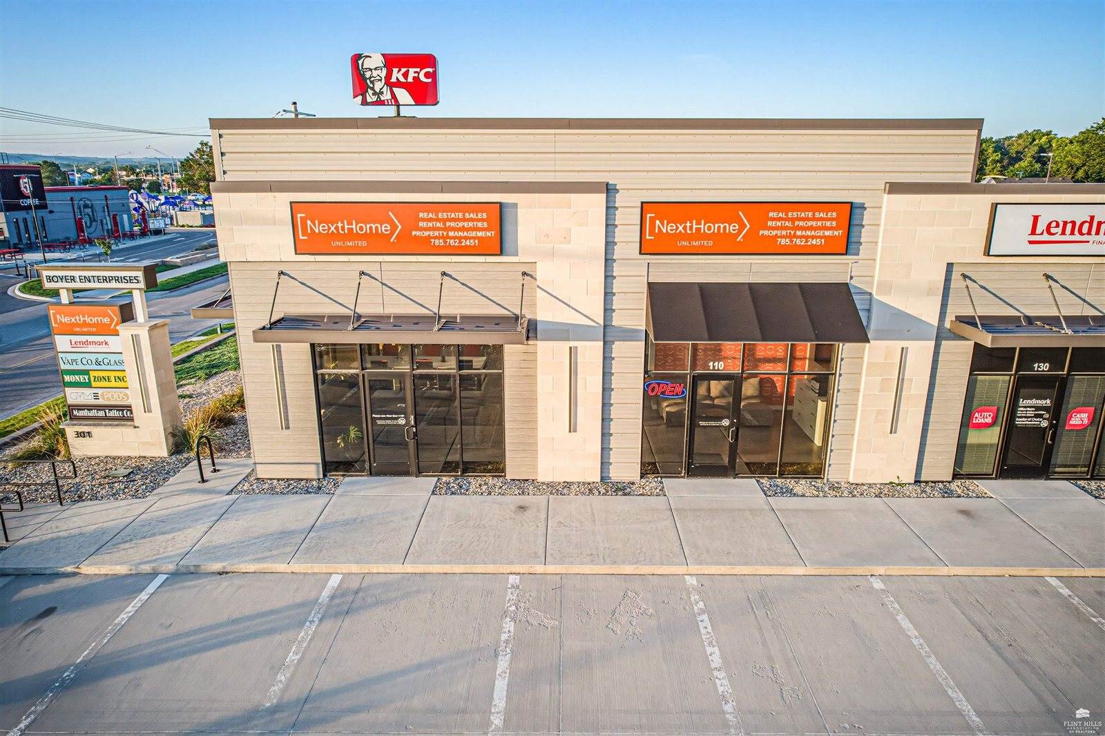 301 Kearney Street, Manhattan, KS 66502