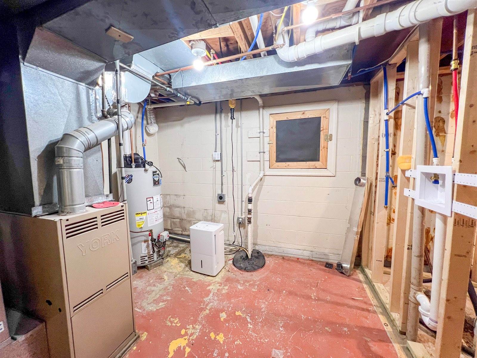 E13992 Jug Creek Rd, Stark, WI 54639