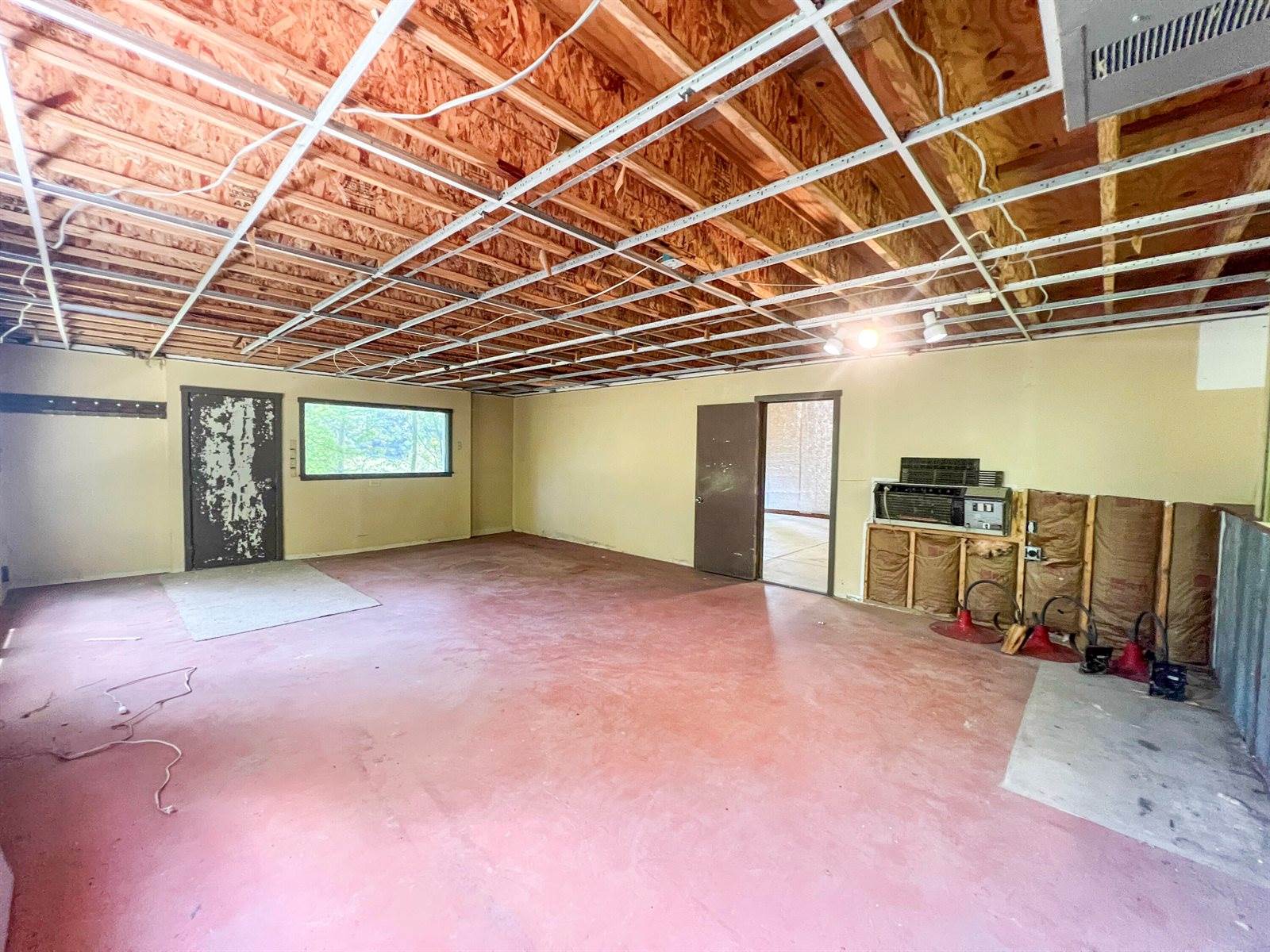 E13992 Jug Creek Rd, Stark, WI 54639