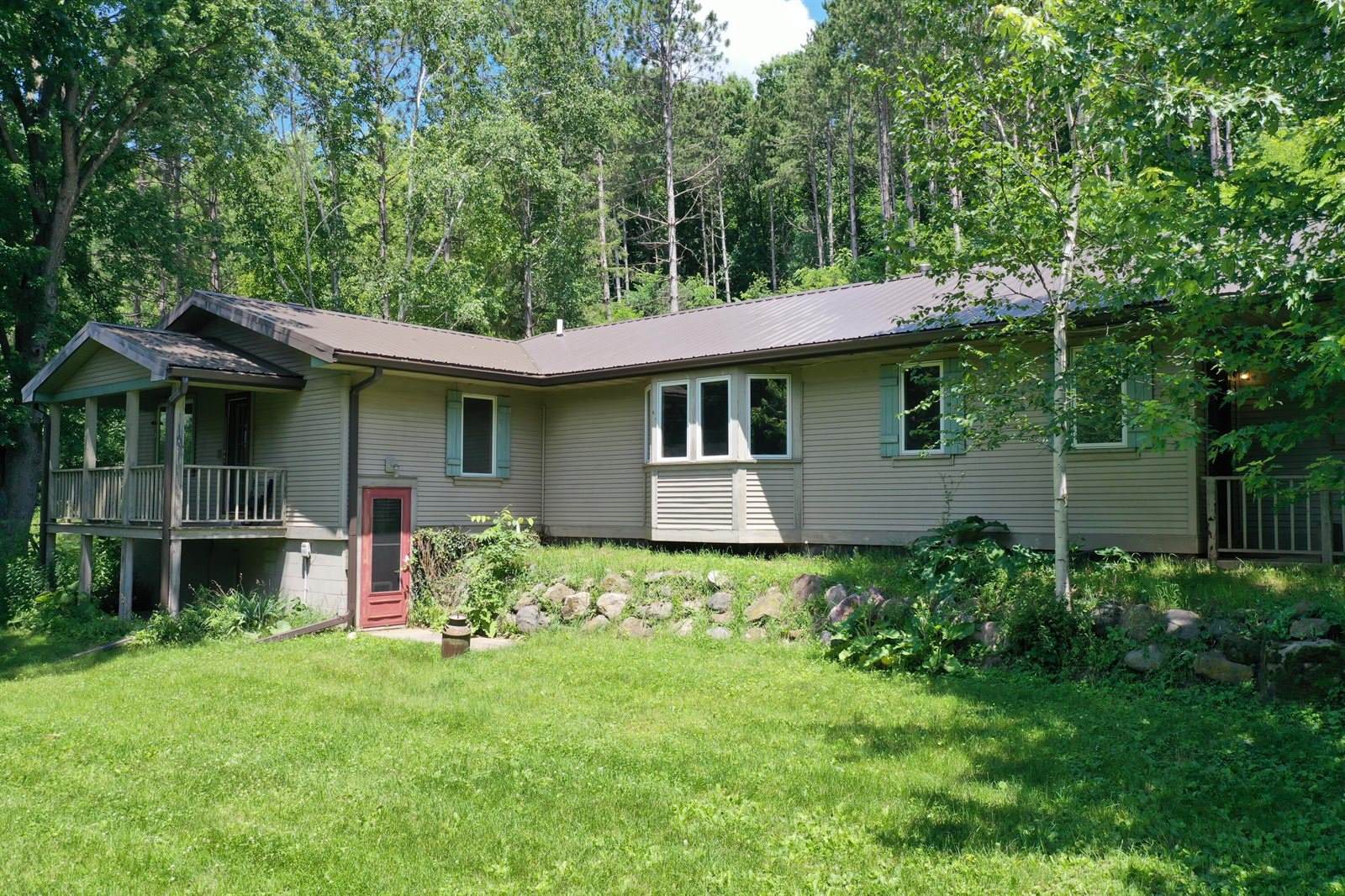 E13992 Jug Creek Rd, Stark, WI 54639