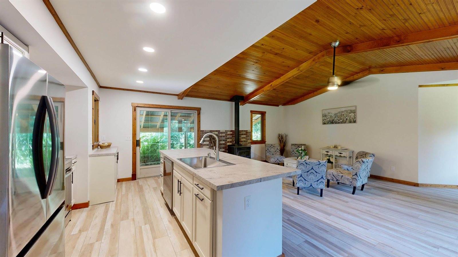 E13992 Jug Creek Rd, Stark, WI 54639