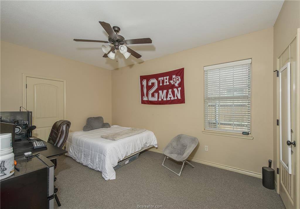 4311 Commando Trail, College Station, TX 77845