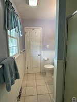 4425 NW Lookout CT, Topeka, KS 66618