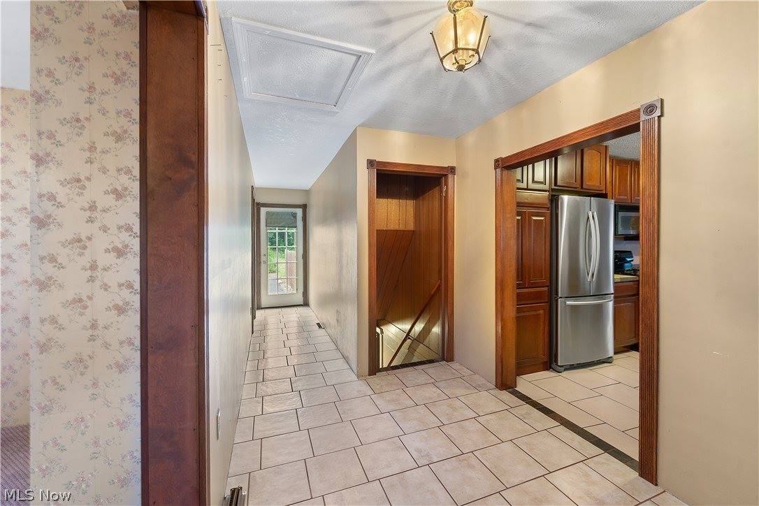 6788 Poland Center Drive, Poland, OH 44514