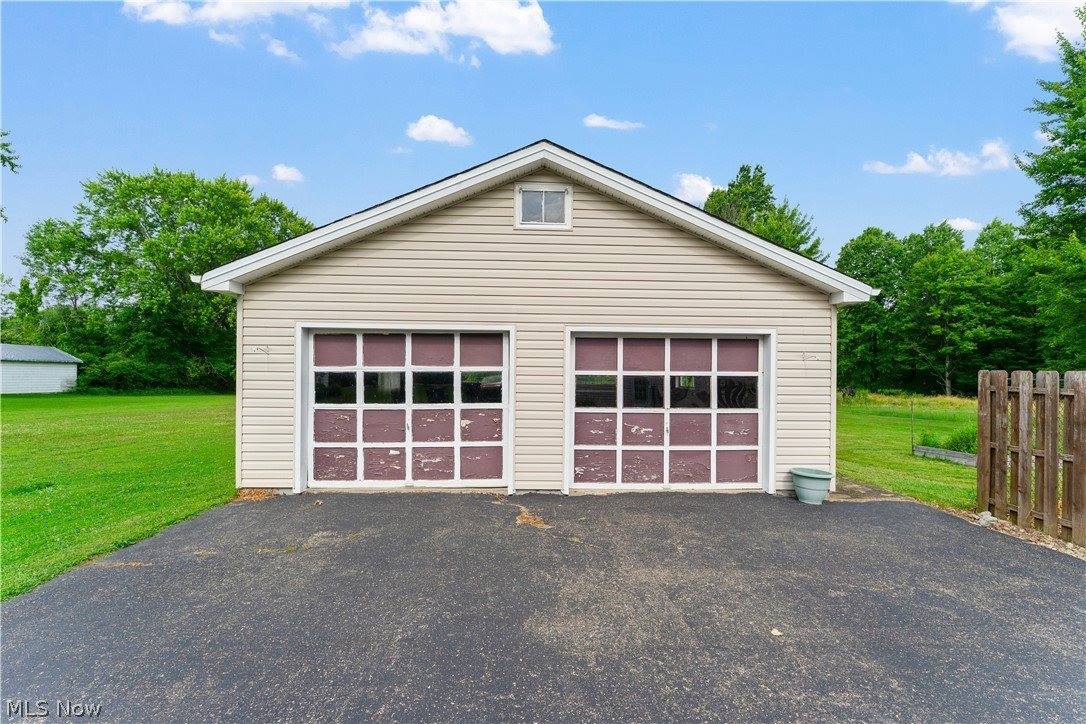 6788 Poland Center Drive, Poland, OH 44514