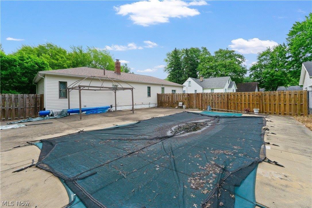 6788 Poland Center Drive, Poland, OH 44514
