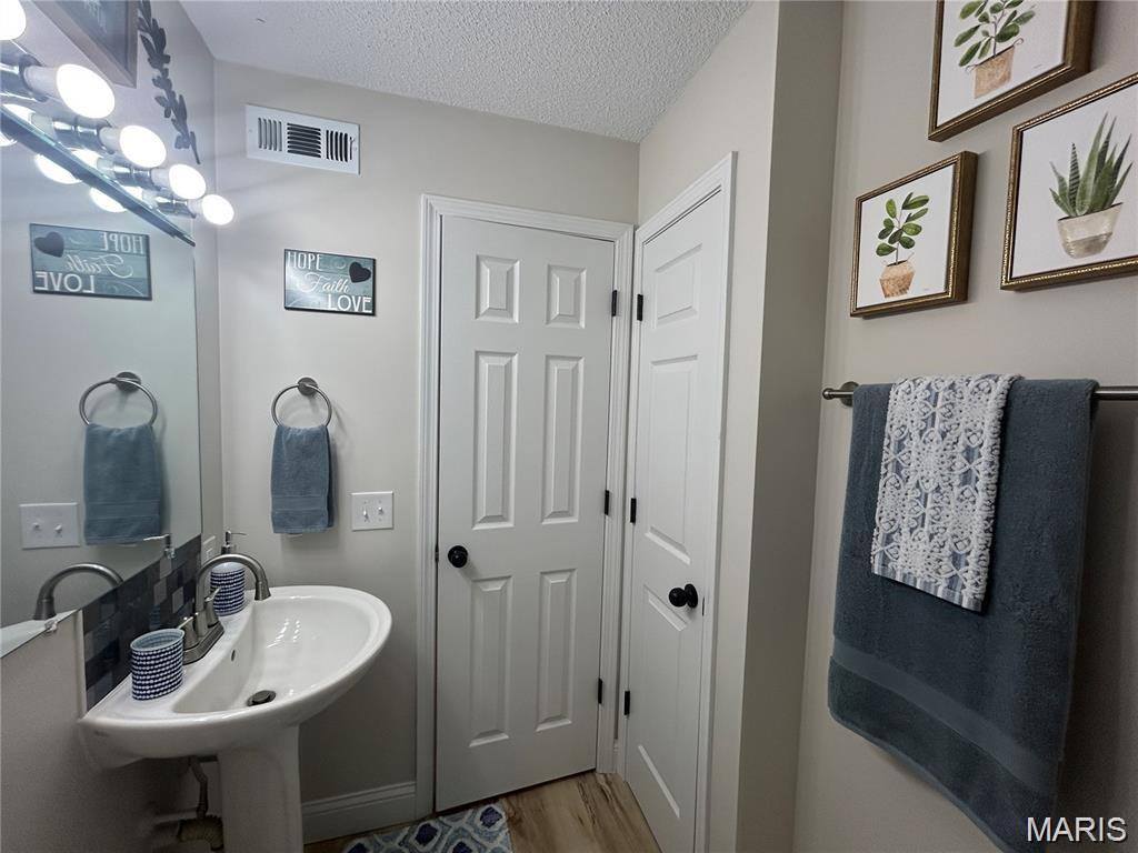 115 Lemans Court, Lake Saint Louis, MO 63367