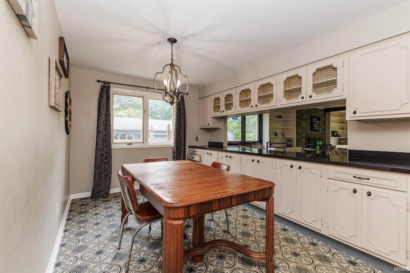 14 Windridge Street, Anderson, IN 46011