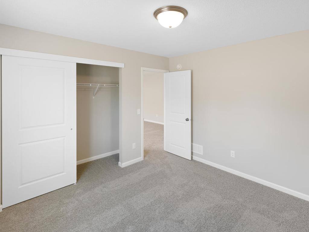 1815 Pierce Street South, Cambridge, MN 55008