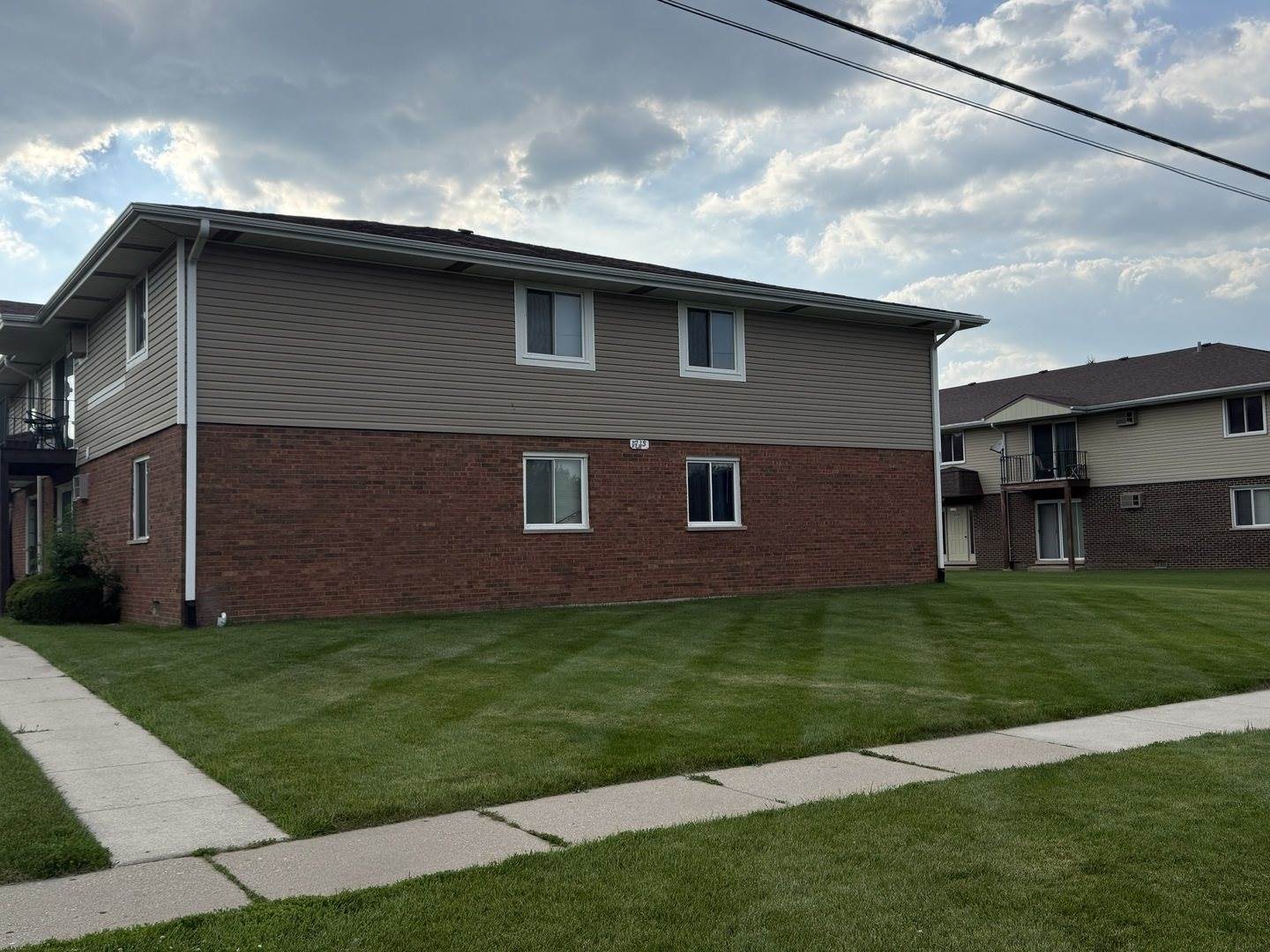 1713 Nelson Road, New Lenox, IL 60451
