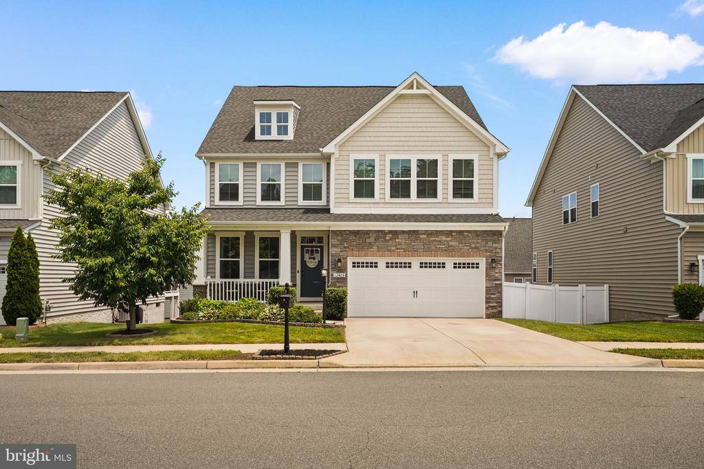12405 Southington Drive, Woodbridge, VA 22192