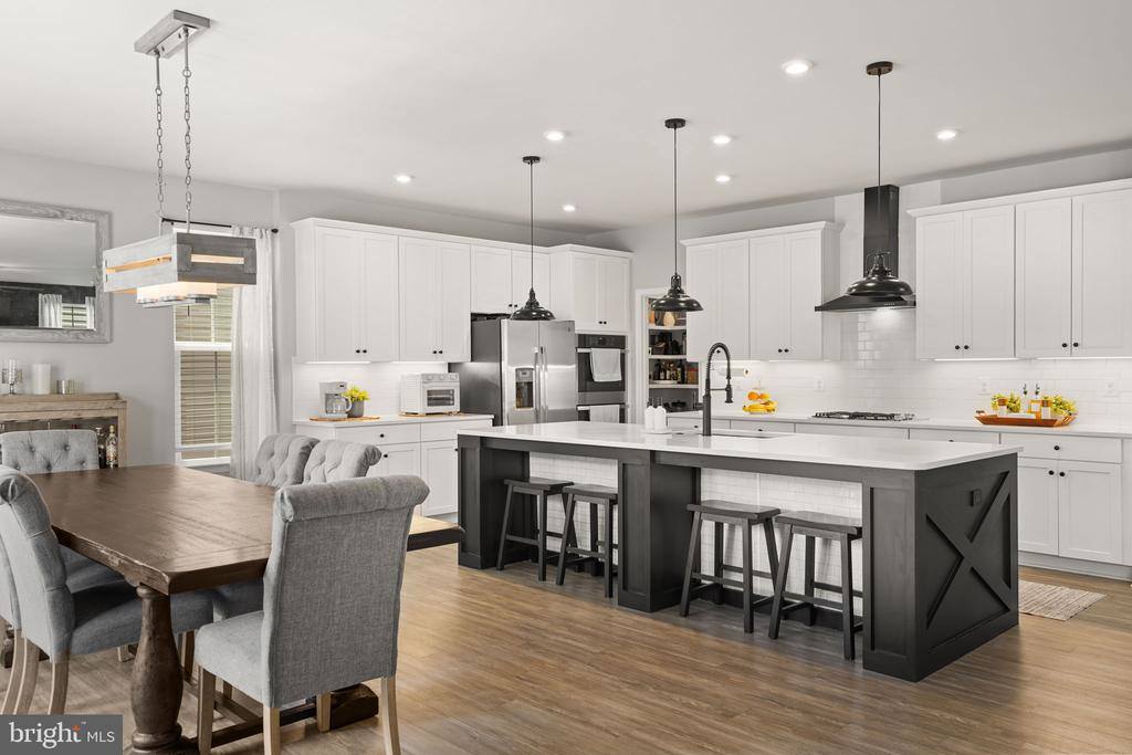 12405 Southington Drive, Woodbridge, VA 22192