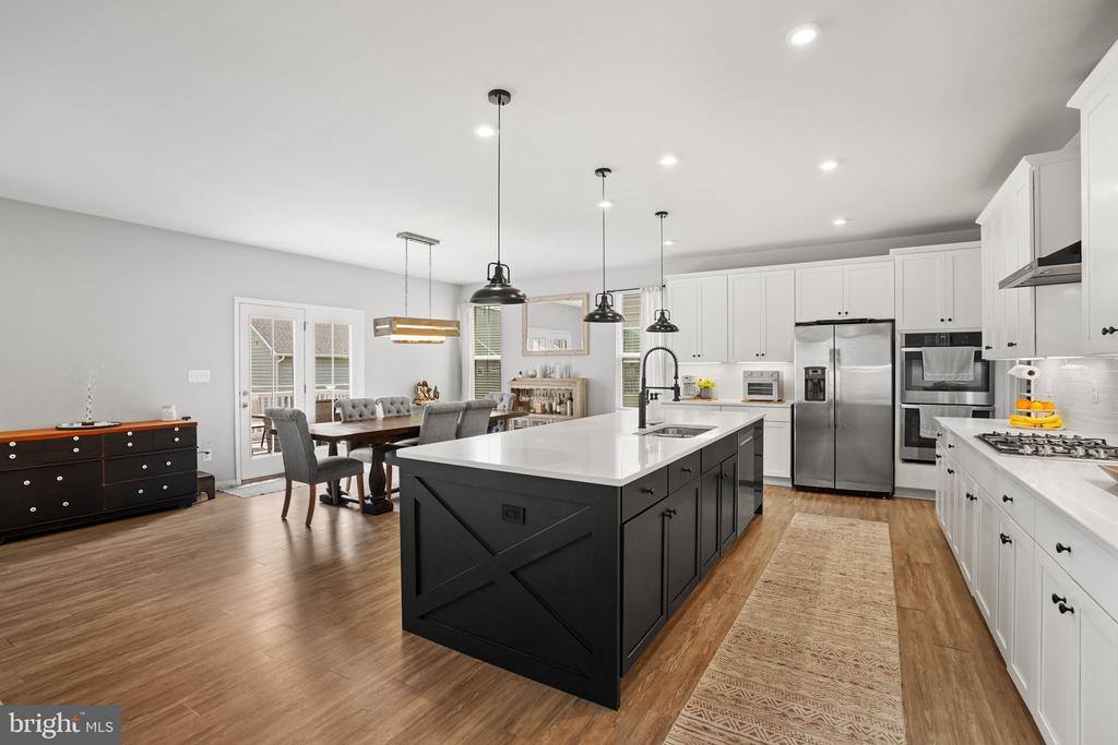 12405 Southington Drive, Woodbridge, VA 22192