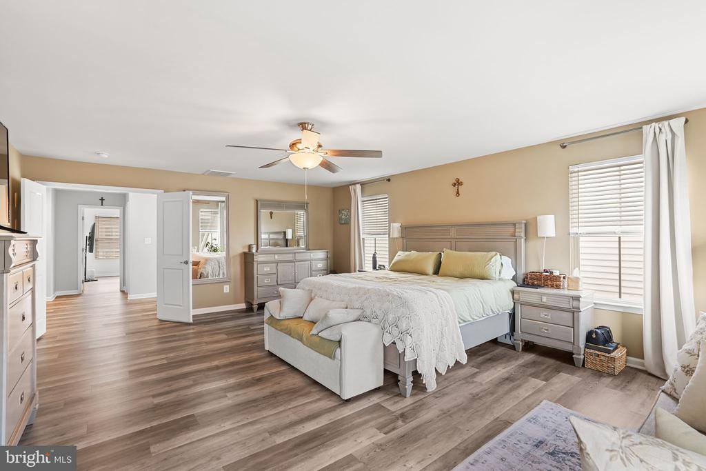 12405 Southington Drive, Woodbridge, VA 22192