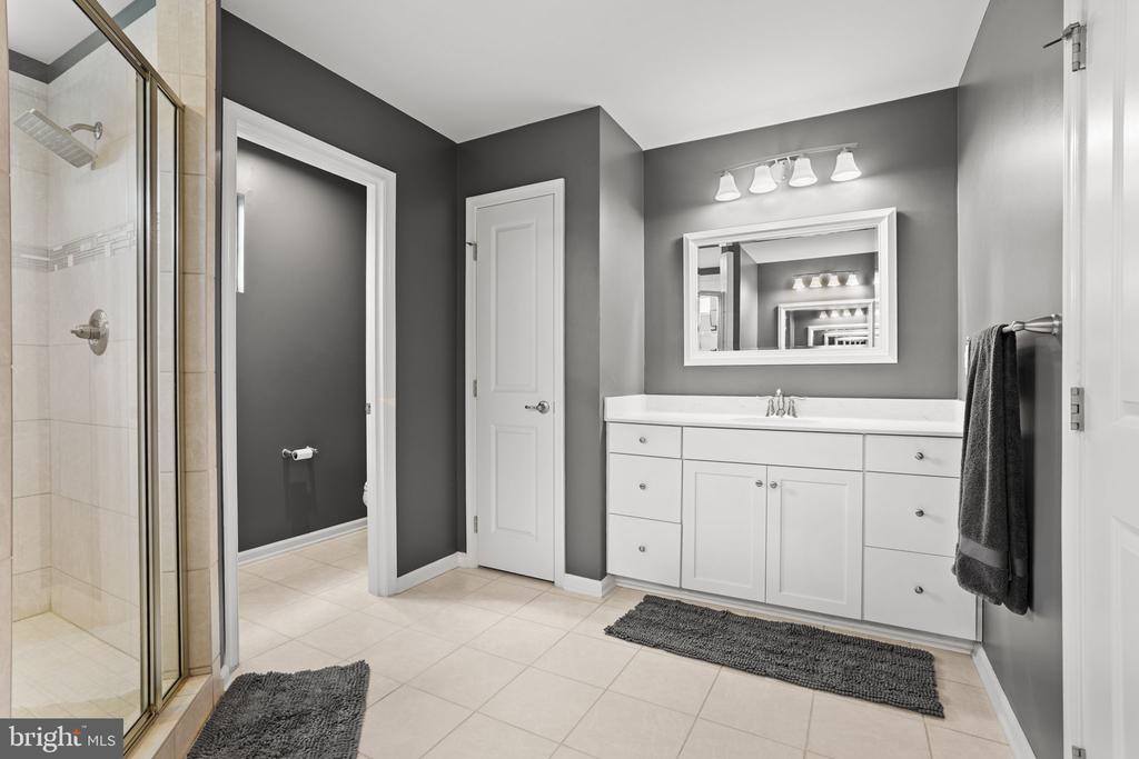 12405 Southington Drive, Woodbridge, VA 22192