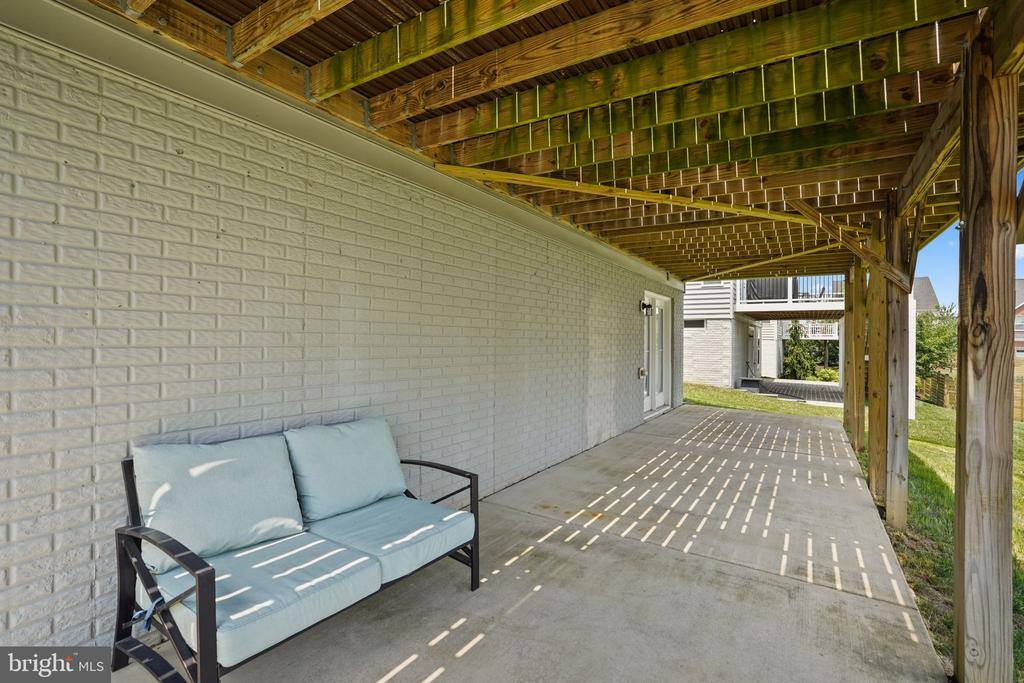 12405 Southington Drive, Woodbridge, VA 22192