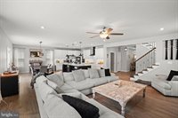 12405 Southington Drive, Woodbridge, VA 22192