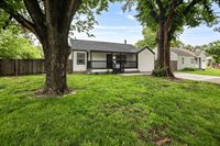 2739 South Rose Marie Ct, Wichita, KS 67216