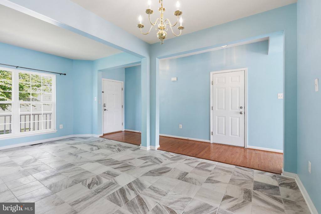 105 Foxwood Drive, Smyrna, DE 19977