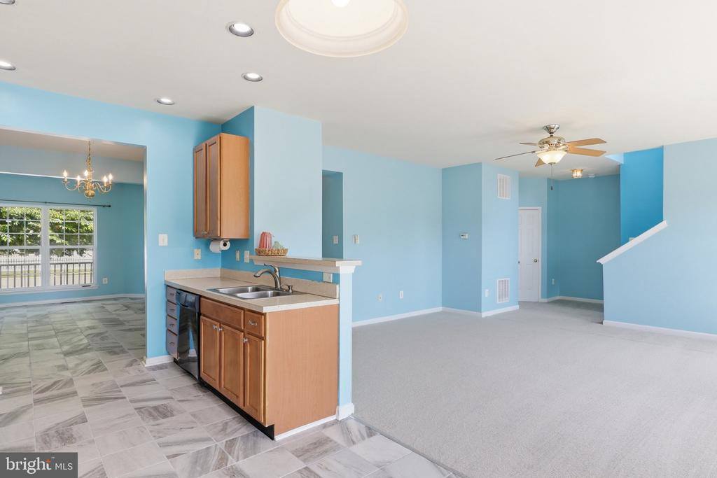 105 Foxwood Drive, Smyrna, DE 19977