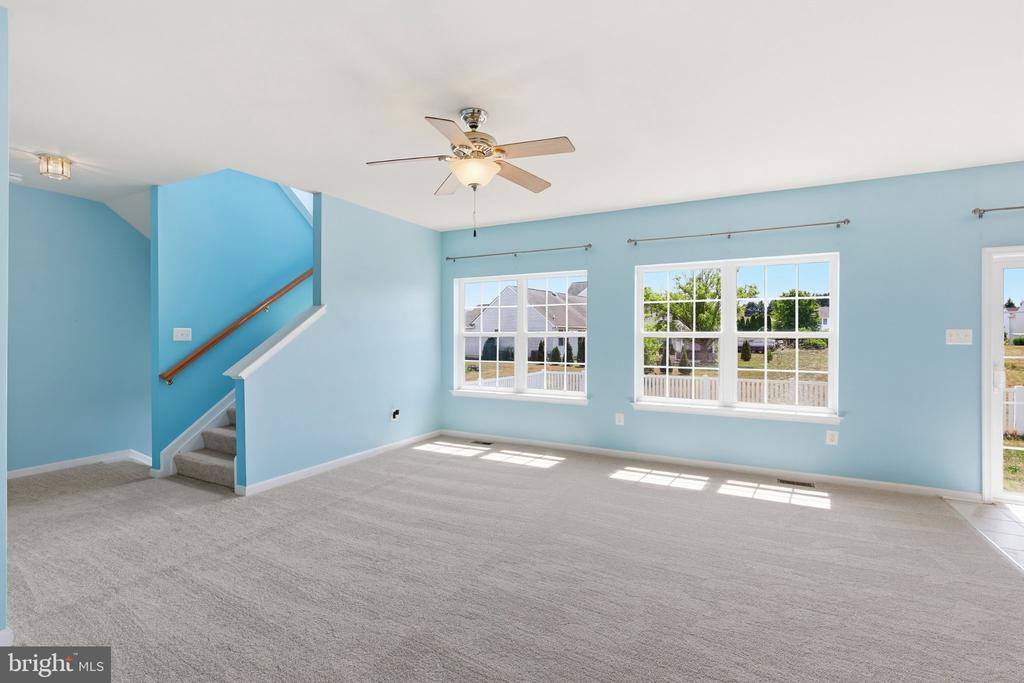 105 Foxwood Drive, Smyrna, DE 19977